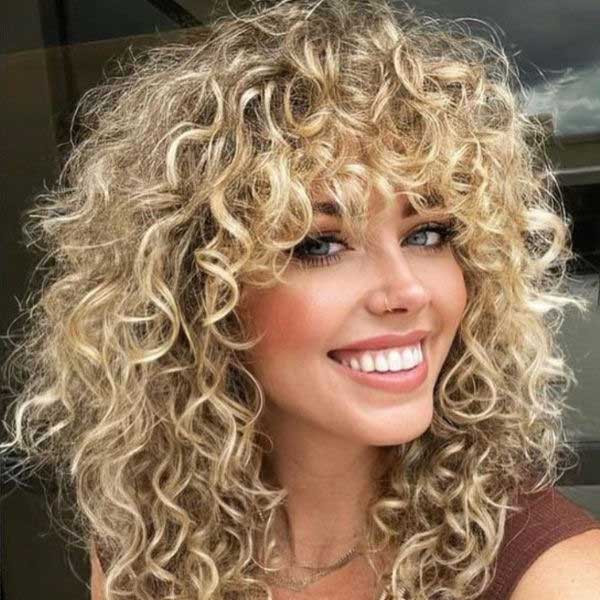Curly Wolf Cut with Fluffy Layers