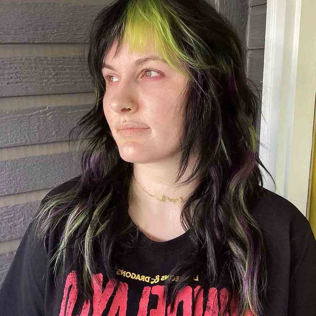 Curtain Bangs with Shaggy Layers