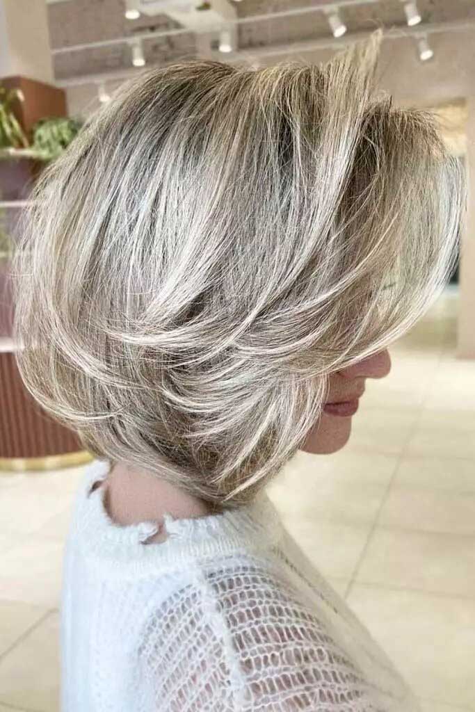 Fluffy Bob with Soft Feathered Layers