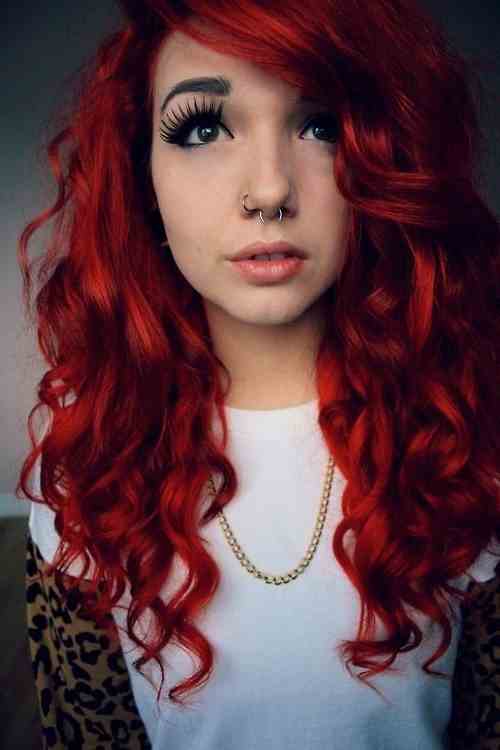 Loose Curls with Red Accents