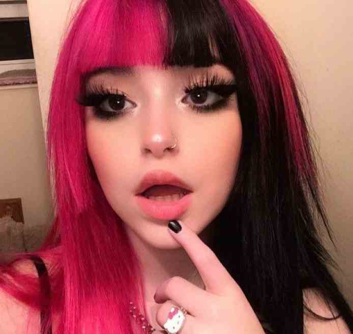 Soft Waves with Black and Pink
